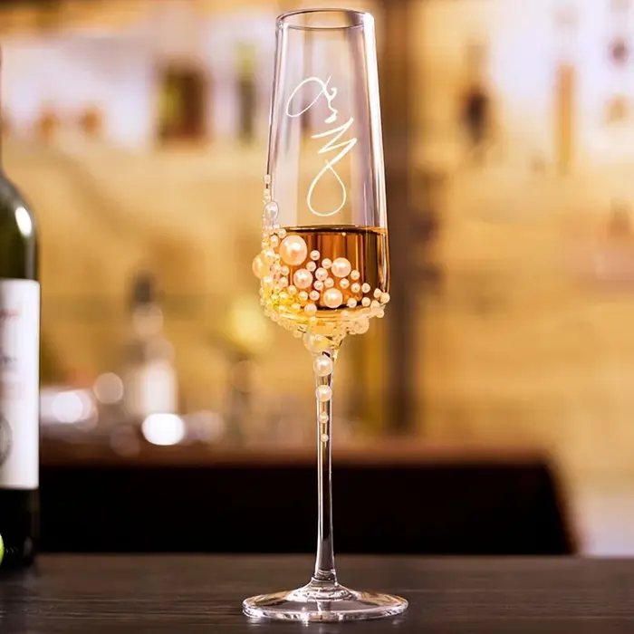 Verres à Champagne élégants en cristal perlé
