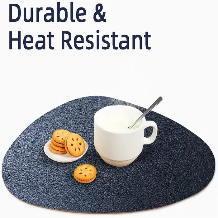 Sets de table coordonnants en similicuir