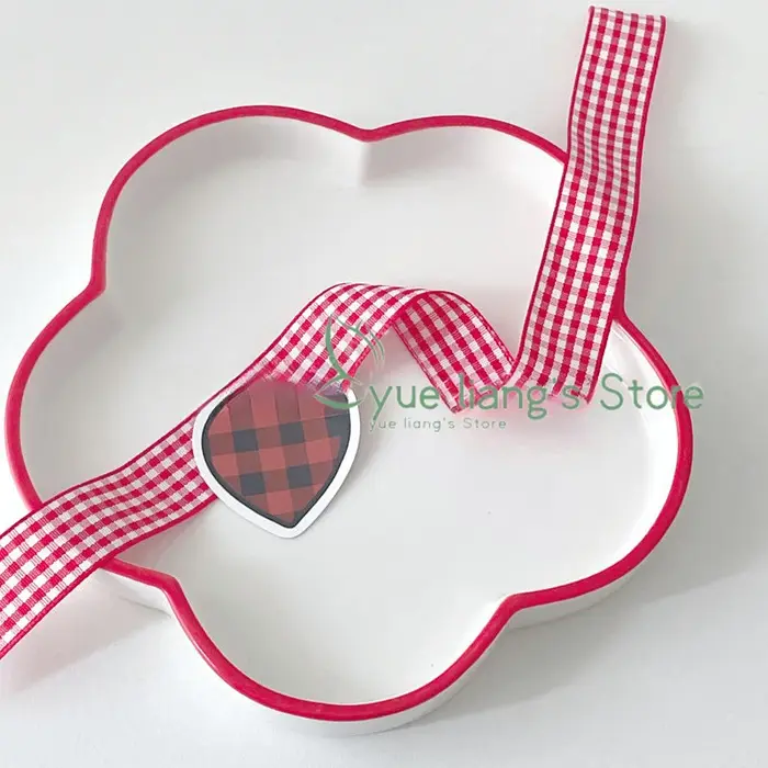 Rainbow Line Plum Blossom Small Plate