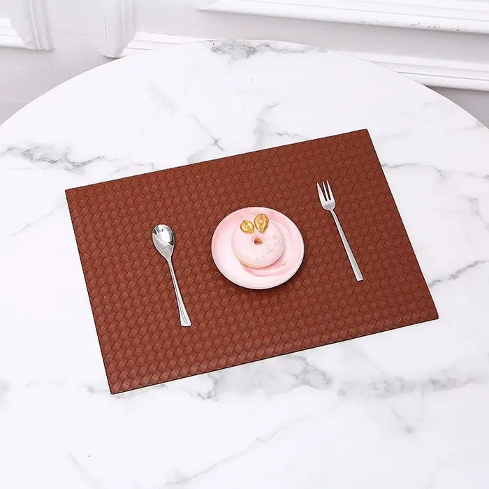 Napperons en Faux cuir tissé 13x18 pouces