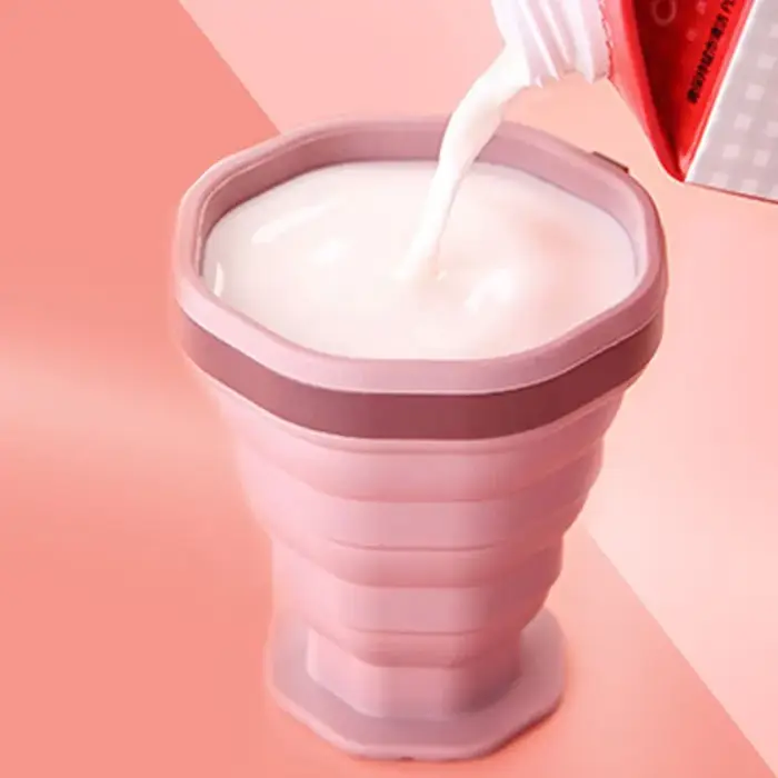 Tasse à café pliante avec couvercle