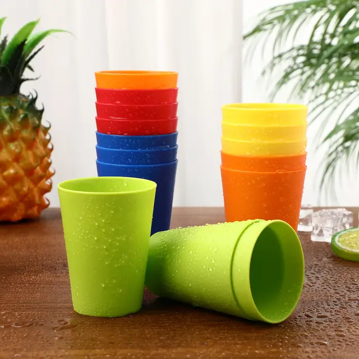 Paquet de 15 gobelets à boire en plastique incassables, gobelets d'eau réutilisables pour verres à j