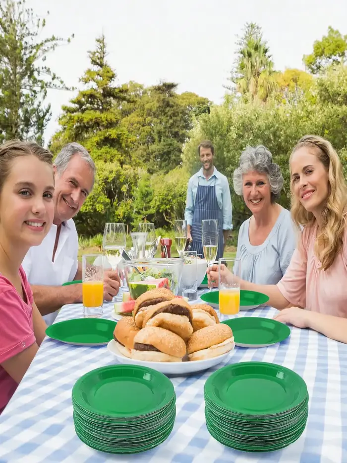 Assiettes en papier jetables vertes