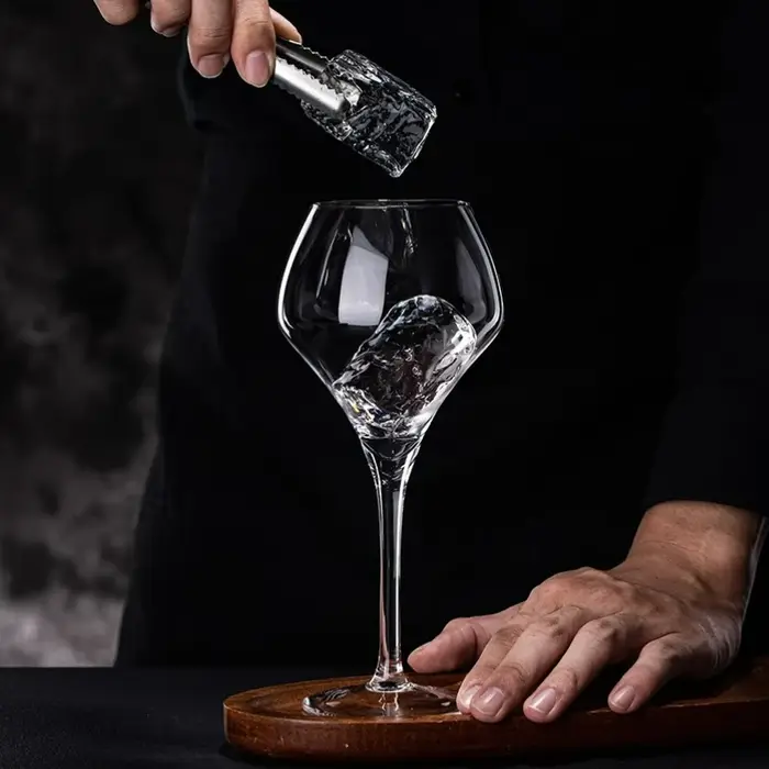 Verres à Cocktail Créatifs en Forme de Tulipe