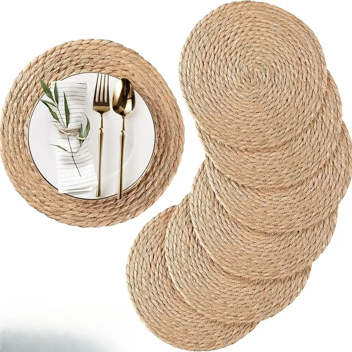 Sets de table ronds en rotin tressé à la main
