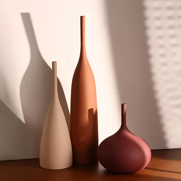 Vase décoratif en porcelaine