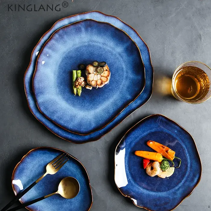 Assiette plate en céramique japonaise