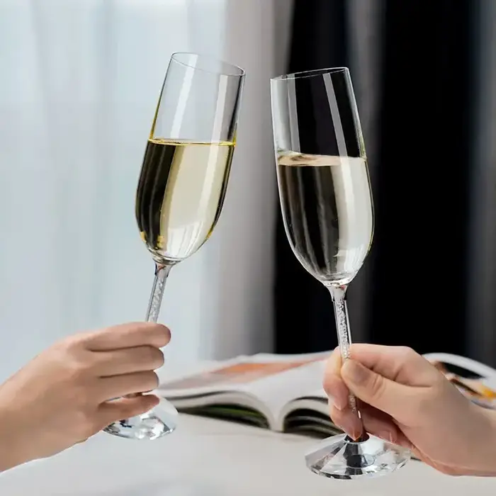 Ensemble de tasses à Champagne en cristal de diamant européen