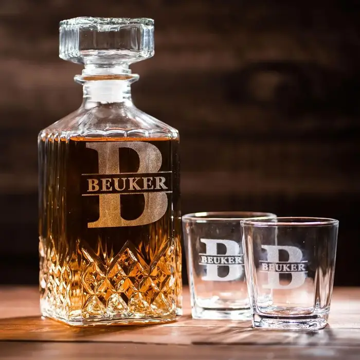 Carafe à whisky ou verres à shot personnalisés