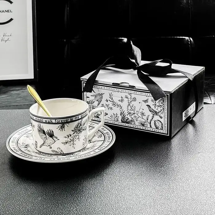 Ensemble de tasses à café rétro français noir et blanc, coffret cadeau de luxe Summer Lily, céramiqu