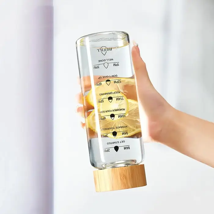 Bouteille d'eau en verre de grande capacité