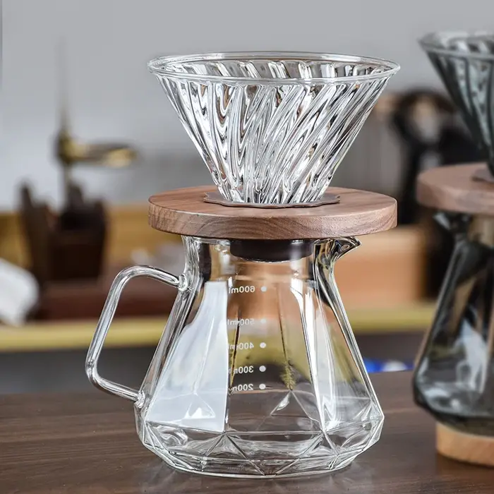 Café obsidienne diamant infusé à la main
