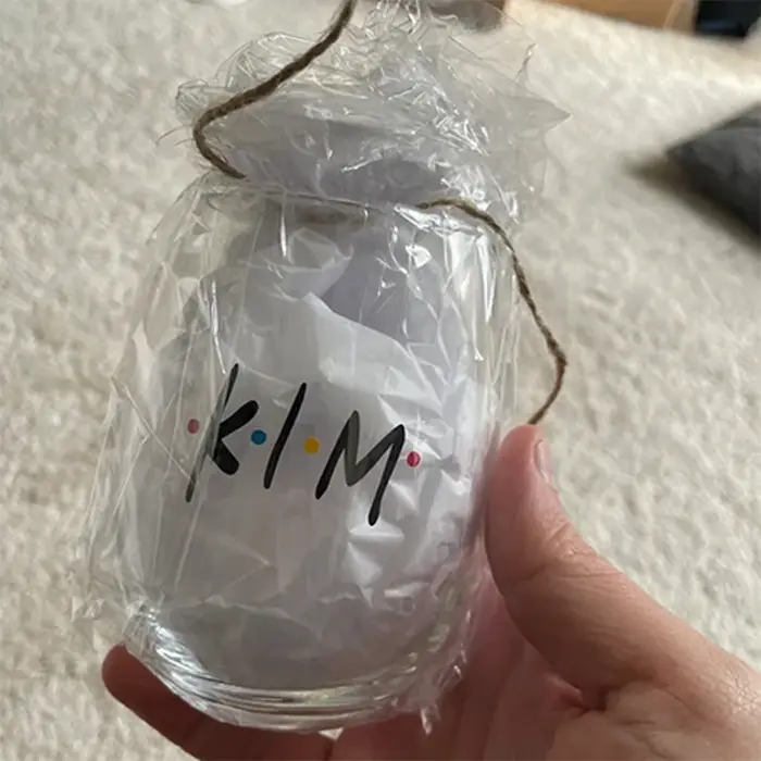 Tasse en verre transparente personnalisée avec nom