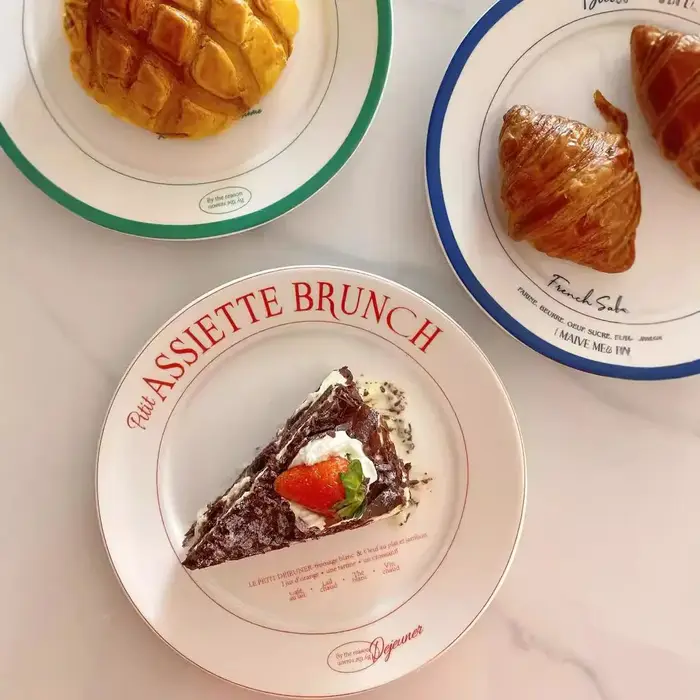 Plat français individuellement rond en céramique