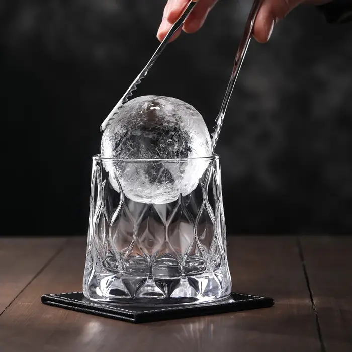 Verres à whisky à l'ancienne pour les amateurs de scotch