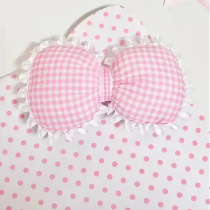 Napperon à pois rose mignon