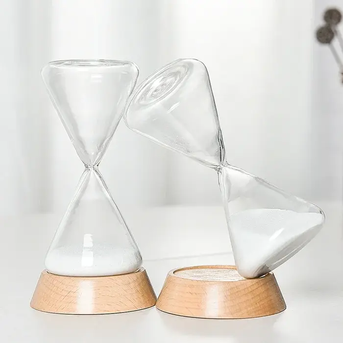 Sablier nordique en verre avec Base en bois