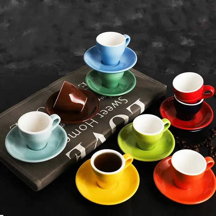 Tasse à café italienne en céramique