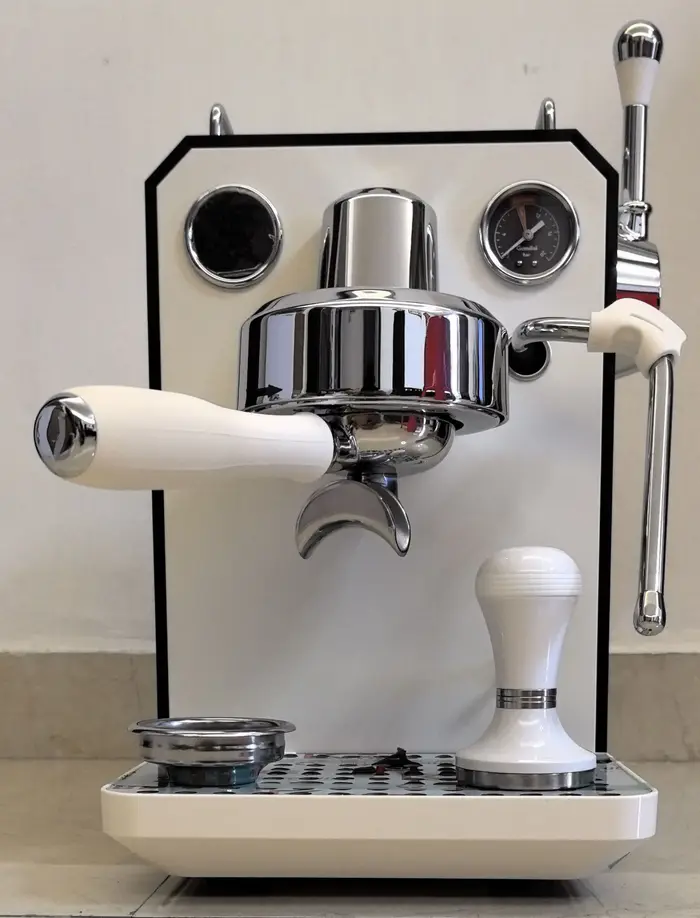 Machine à café expresso italienne Gemilai 3006