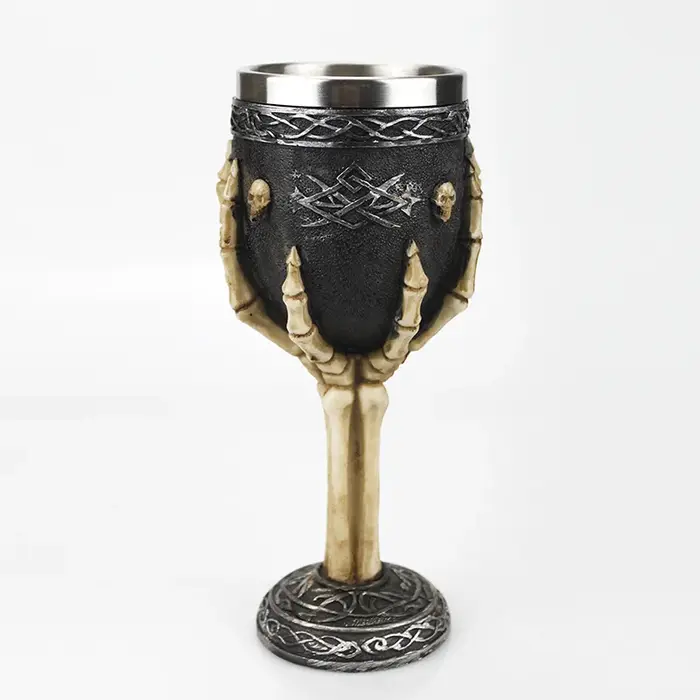 Verre à vin gothique Style contient crâne de chèvre Viking Dragon griffe doigt métal et résine verre