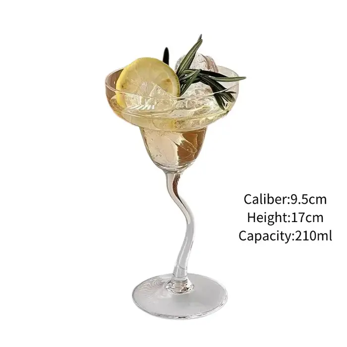 Verre à cocktail classique fait à la main