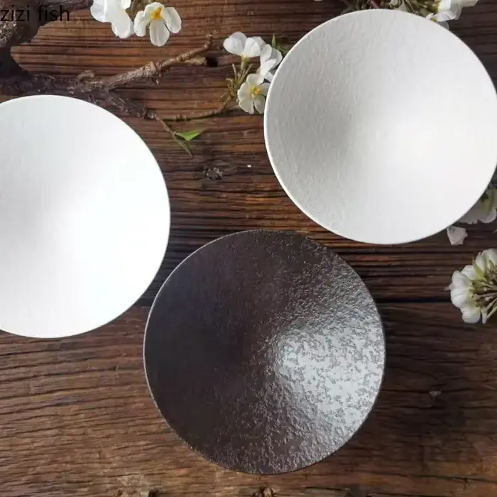 Assiettes à pâtes hautes en céramique
