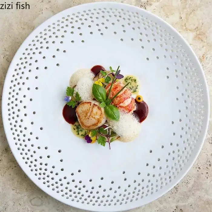 Assiette en céramique ajourée créative