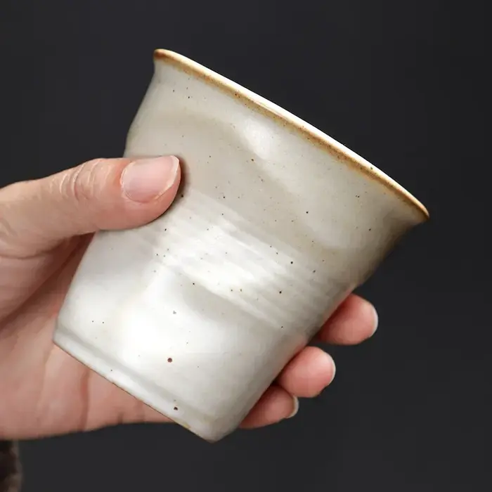 Tasse à café plissée créative en grès