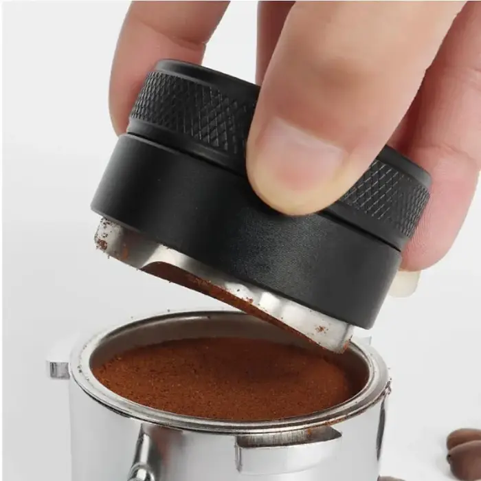 Distributeur de café, outil de distribution/leveler pour expresso