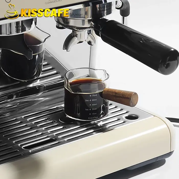 Tasse à expresso, verre à mesurer