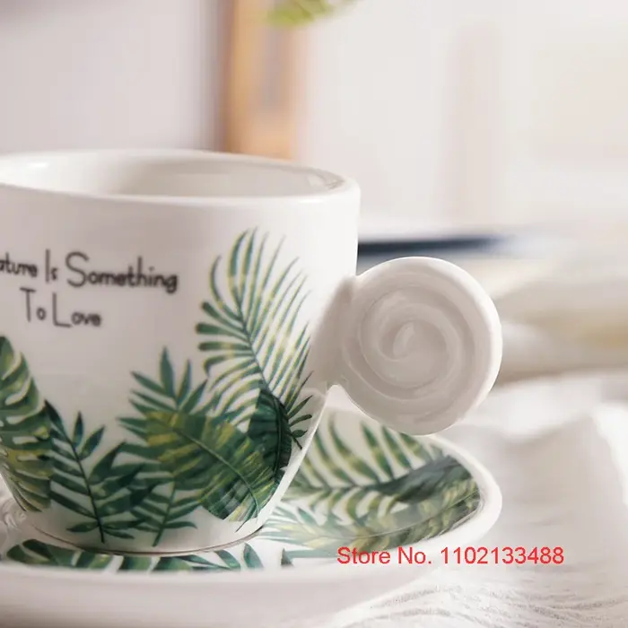 Ensemble tasse à café et soucoupe en céramique de 90ml