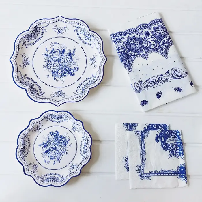 Assiette chinoise en porcelaine bleue et blanche