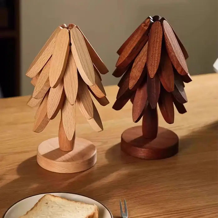 Ensemble de dessous-de-plat et de dessous-de-verre en bois