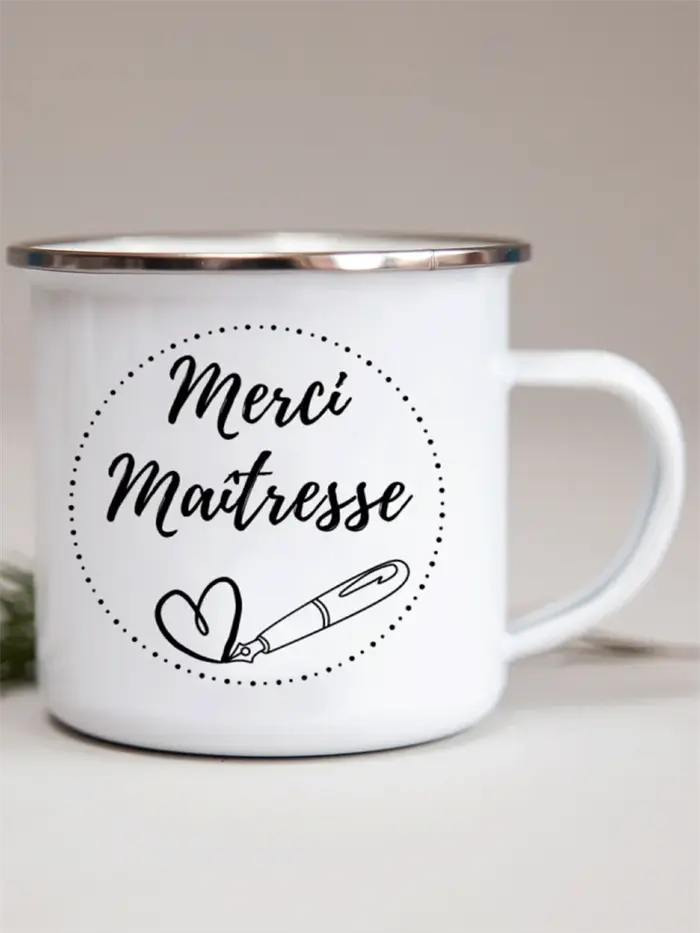 Tasses en émail imprimées de fleurs françaises