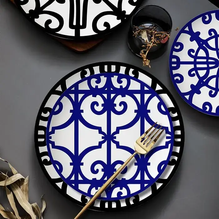Ensemble de bols et plats ménagers