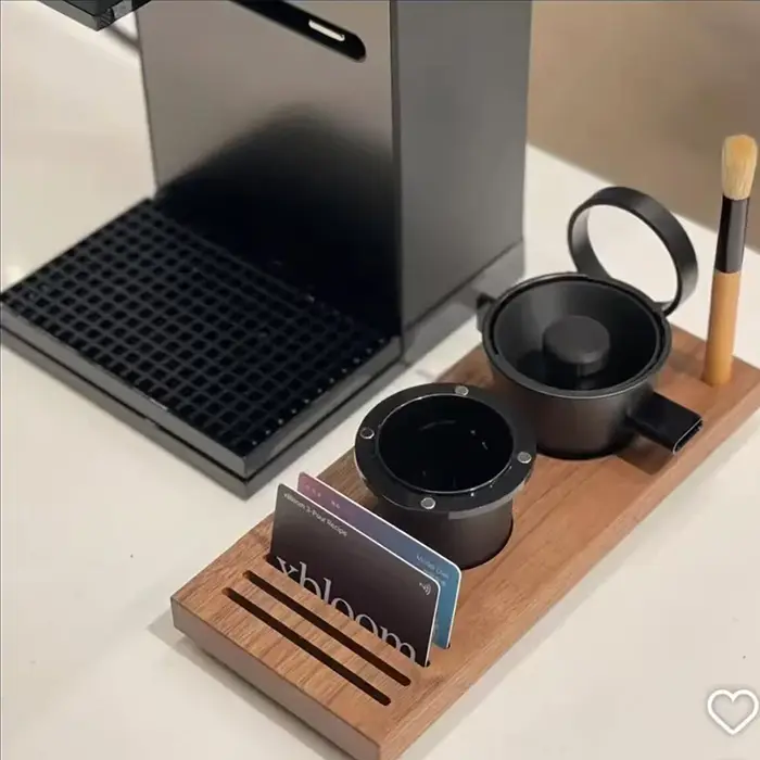 Station de bourrage de café en bois