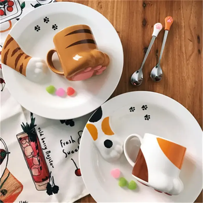 Tasse en porcelaine créative avec pattes de chat et de tigre