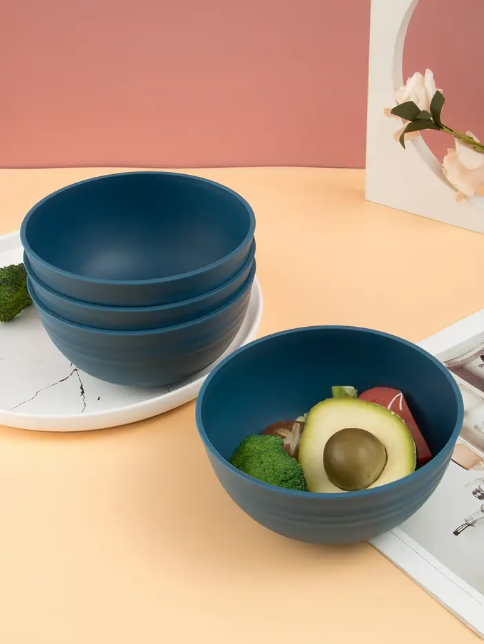 Ensemble de couverts avec tasses