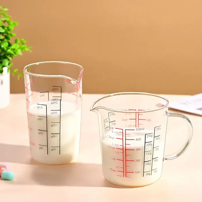 Tasse à mesurer en verre résistant à la chaleur YWDL avec poignée