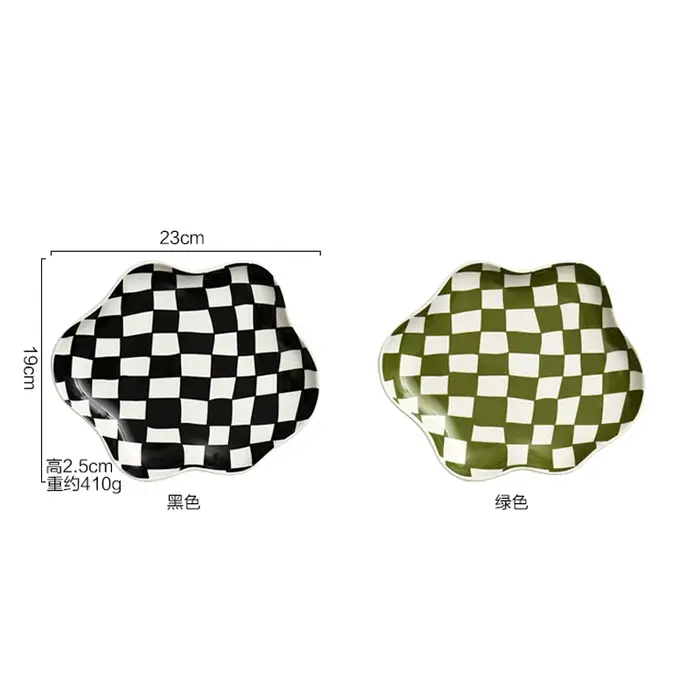 Assiettes et plats en céramique à carreaux irréguliers