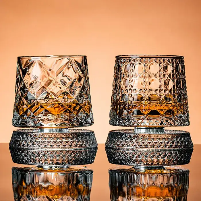 Verres à whisky rotatifs avec Base en verre