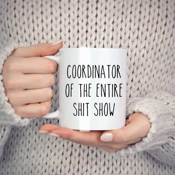 Tasses en céramique blanche pour femmes