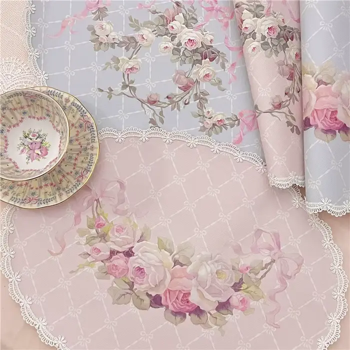 Set de Table Vintage Européen en Dentelle et Cuir avec Nministériels