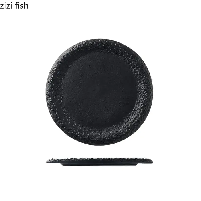 Assiette ronde en céramique noire