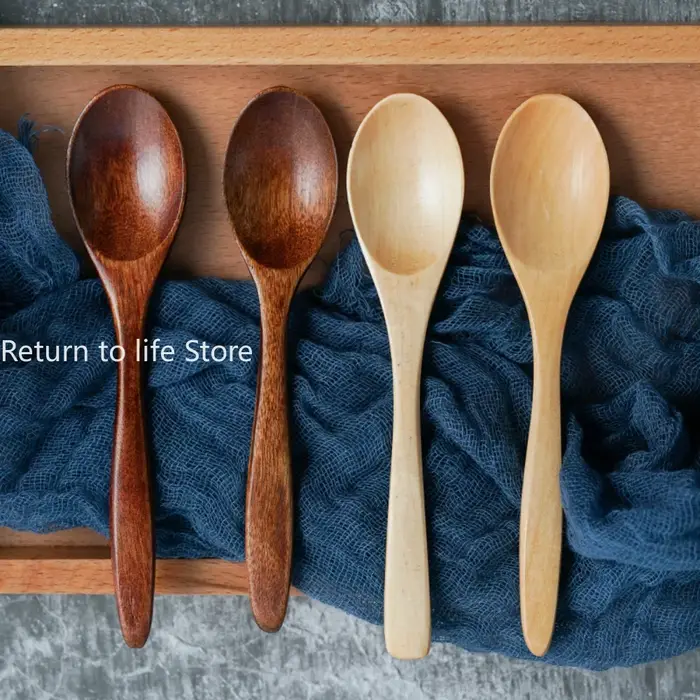 Ustensiles de cuisine couverts en bois cuillère