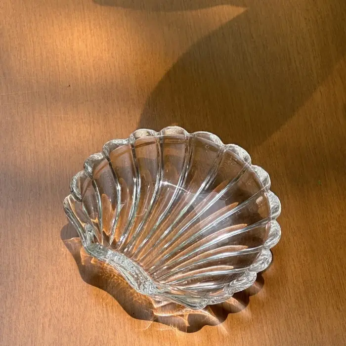 Plat en verre à coque en verre