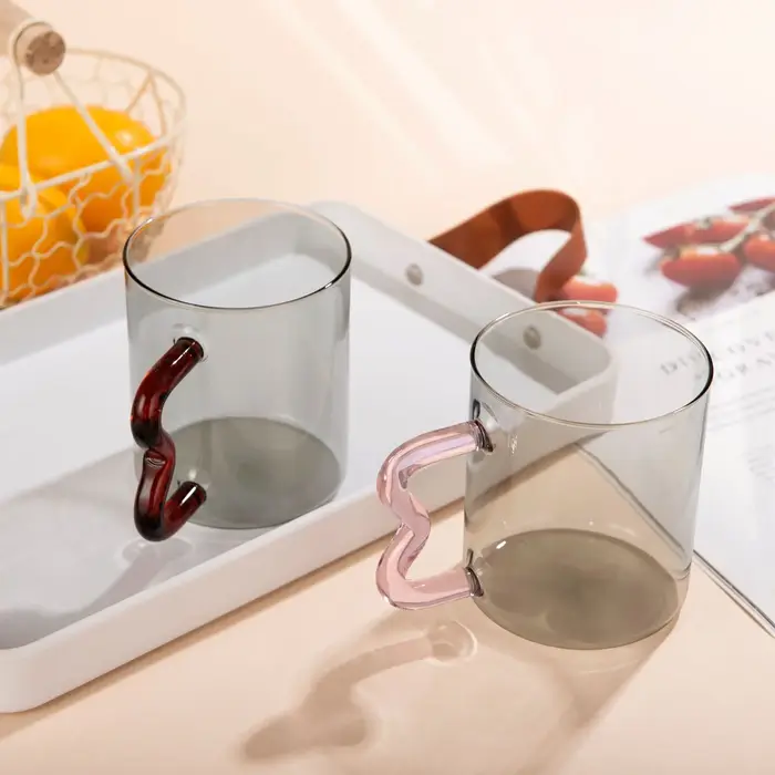 Tasse en Verre Coloré à Oreilles