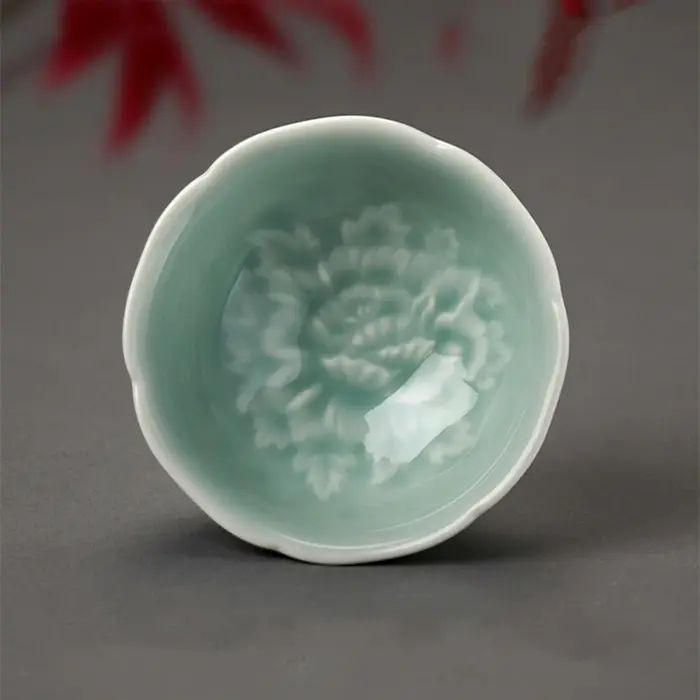 Ensemble de tasses à thé en céramique de céladon et pivoine