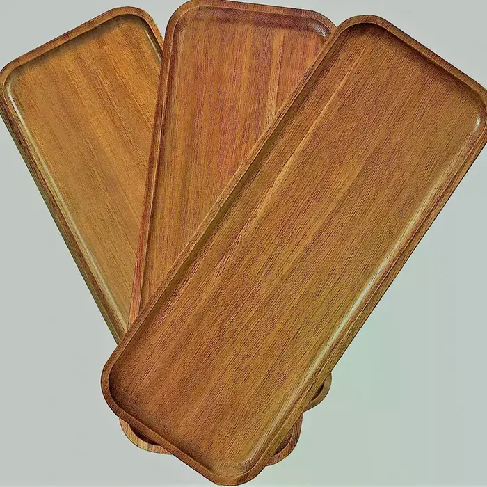 Assiette en bois japonaise