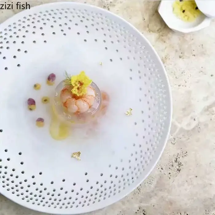 Assiette en céramique ajourée créative